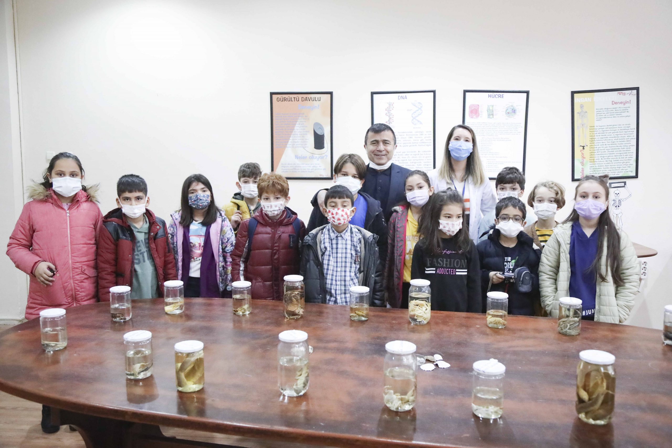 ÇOCUKLAR AYDIN BÜYÜKŞEHİR BELEDİYESİ BİLİM VE DENEY EVİ’NDE YENİ KEŞİFLERE ÇIKIYOR