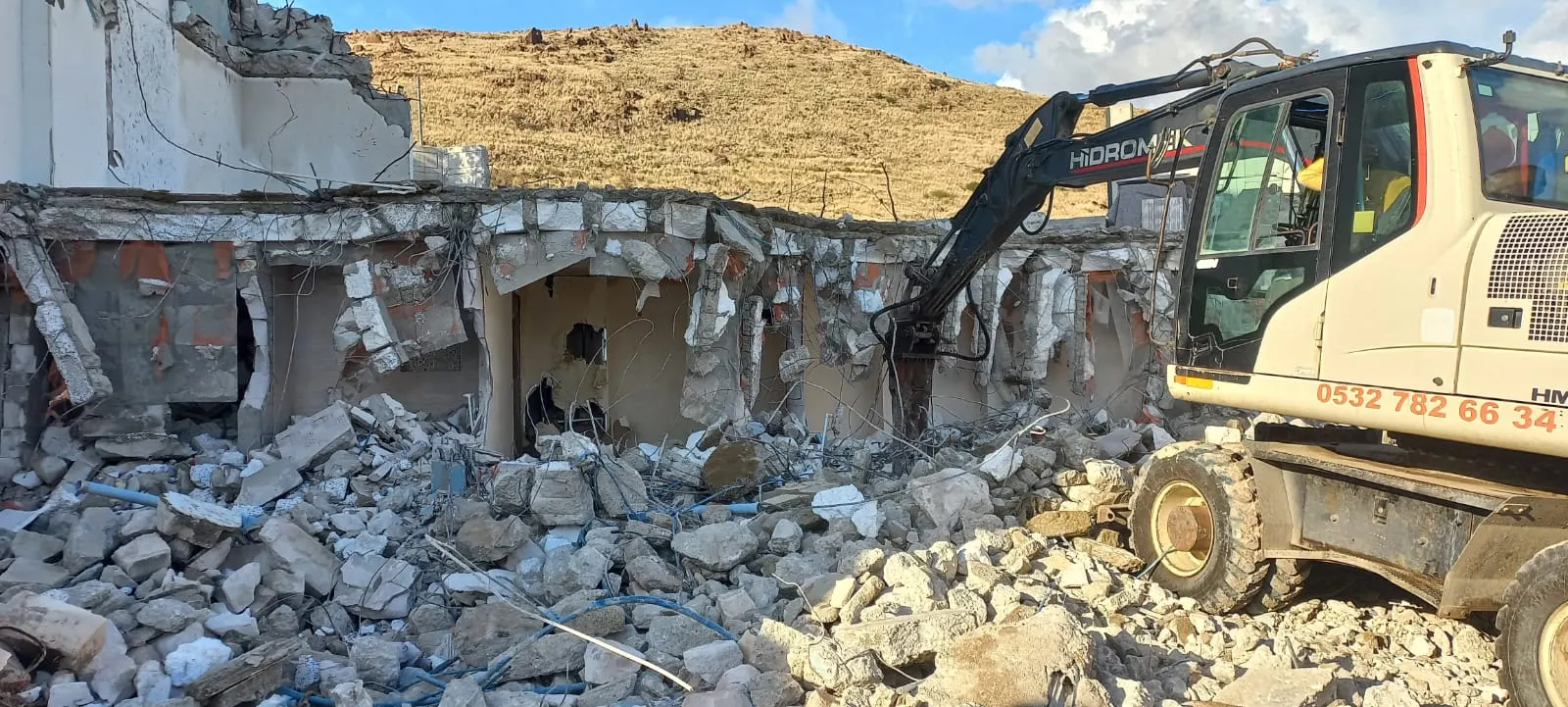 BODRUM’DA KAÇAK YAPI İLE MÜCADELE
