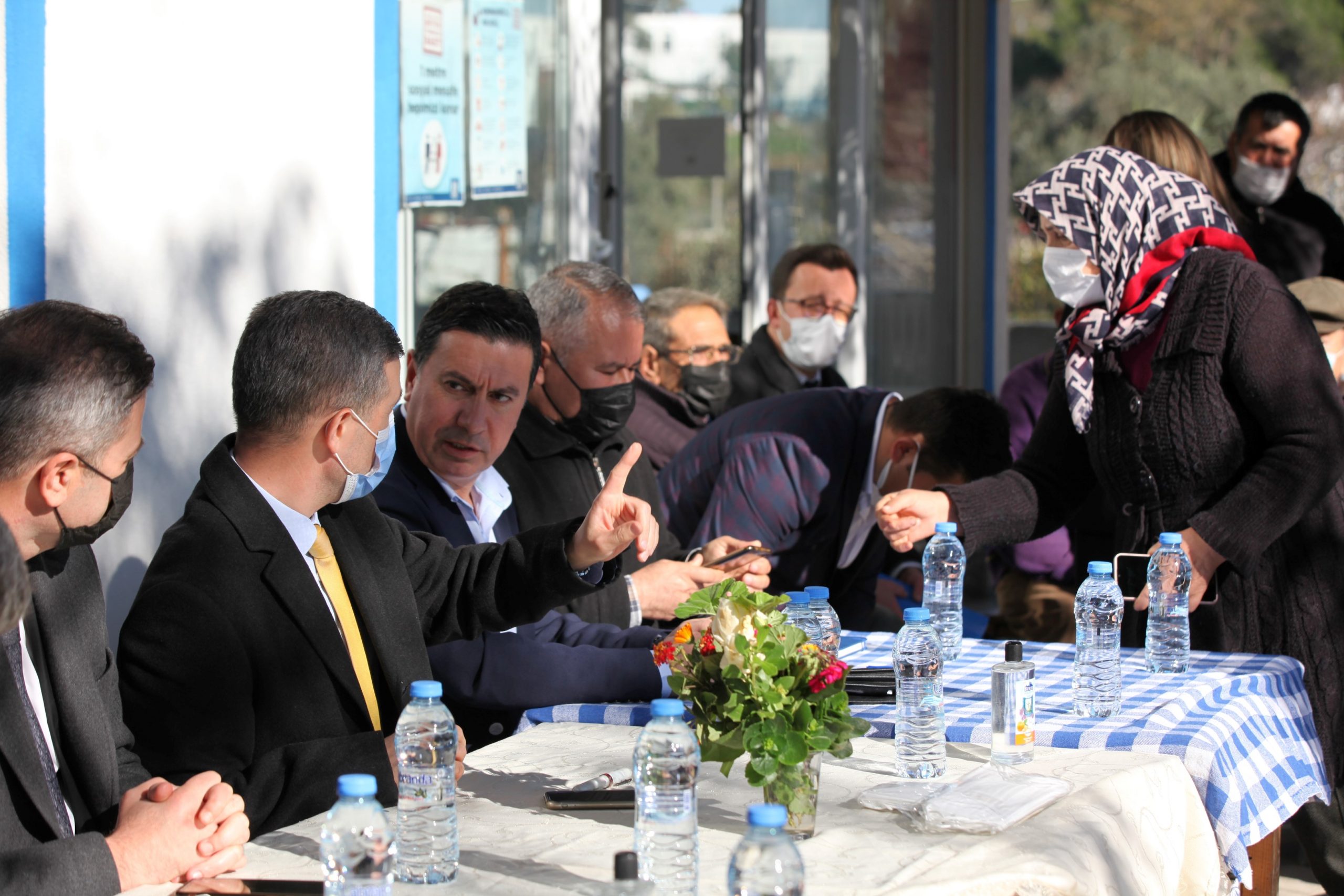 KAYMAKAM BAYAR VE BAŞKAN ARAS PINARLIBELEN HALKIYLA BİR ARAYA GELDİ