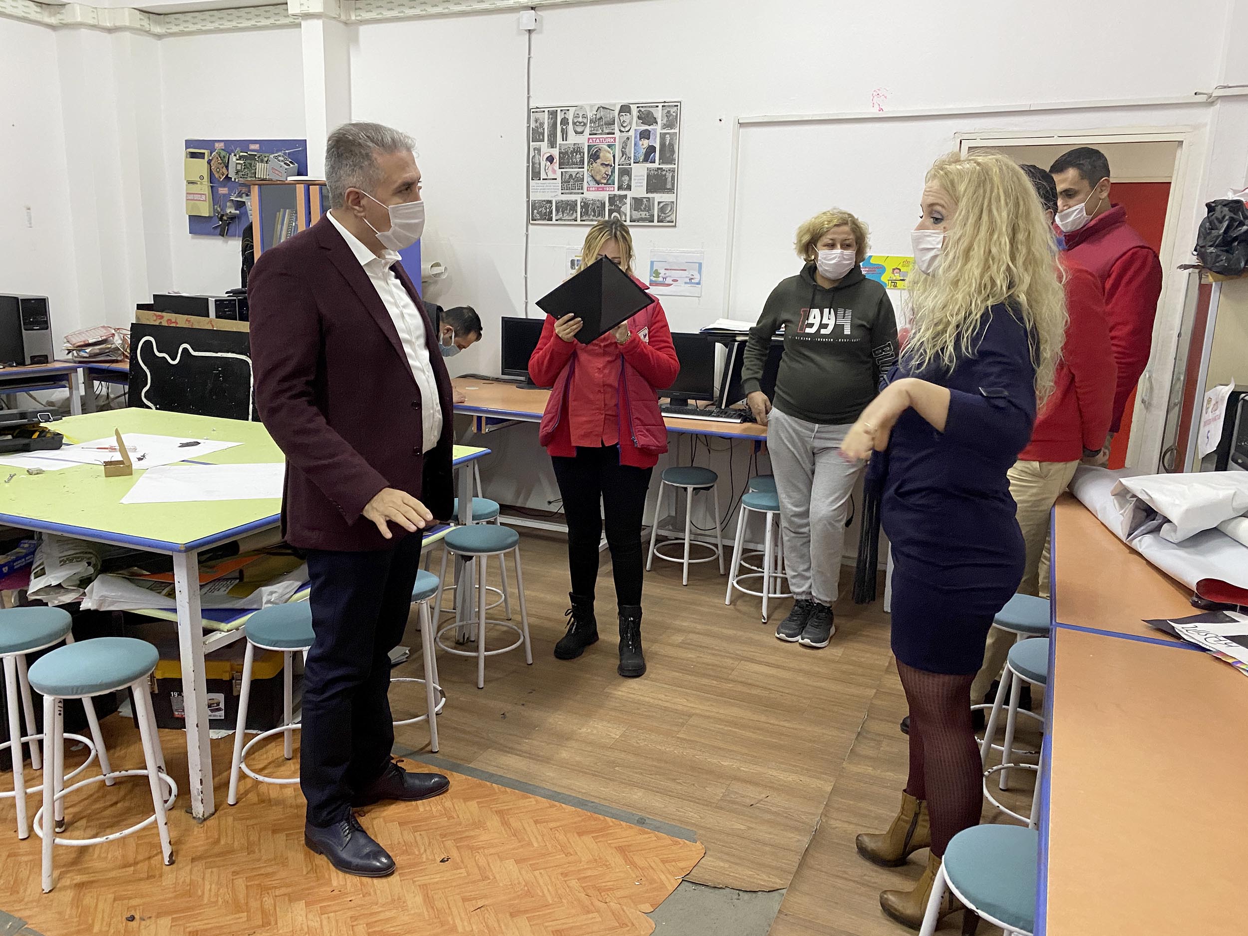 KUŞADASI BELEDİYESİ’NDEN EĞİTİME KESİNTİSİZ DESTEK