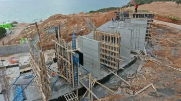 DİDİM AMFİ TİYATRO YÜKSELMEYE DEVAM EDİYOR.