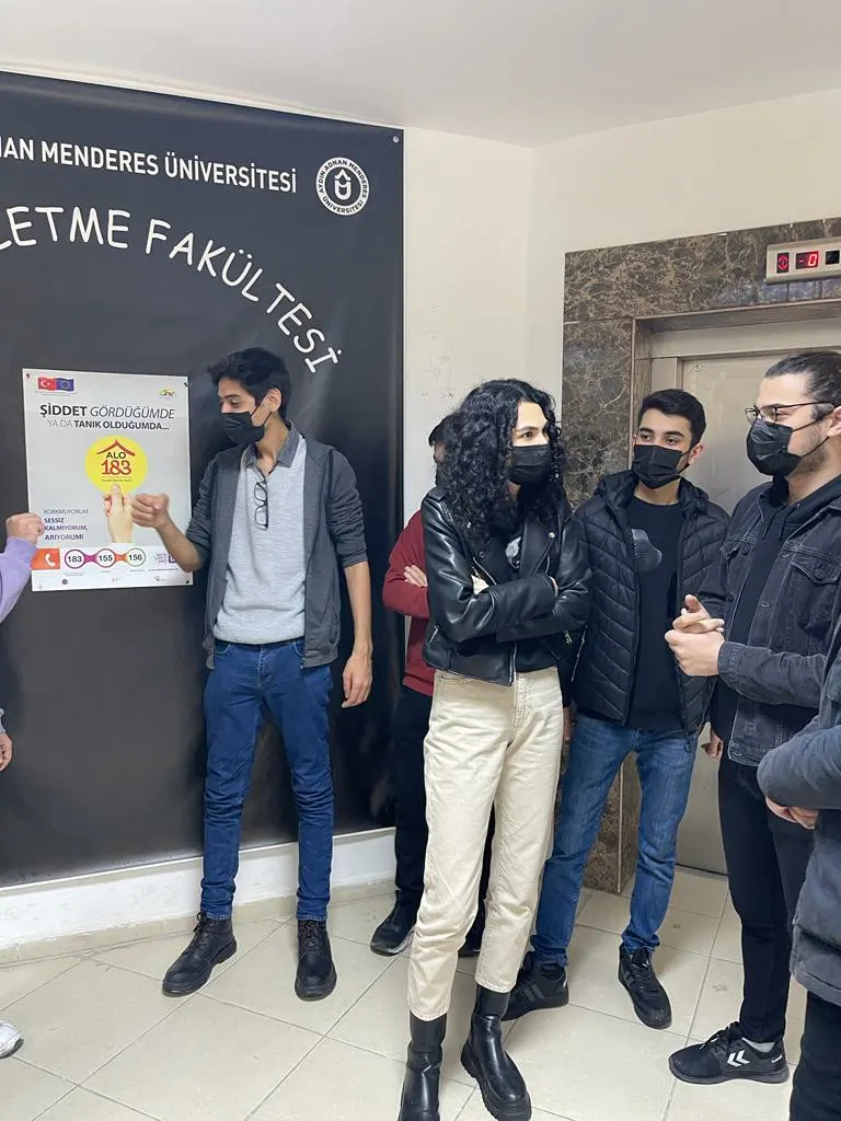 Yapay Zeka Topluluğu Kadına Şiddete Dikkat Çekti