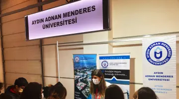 ADÜ  İzmir’de Öğrencilerle Buluştu