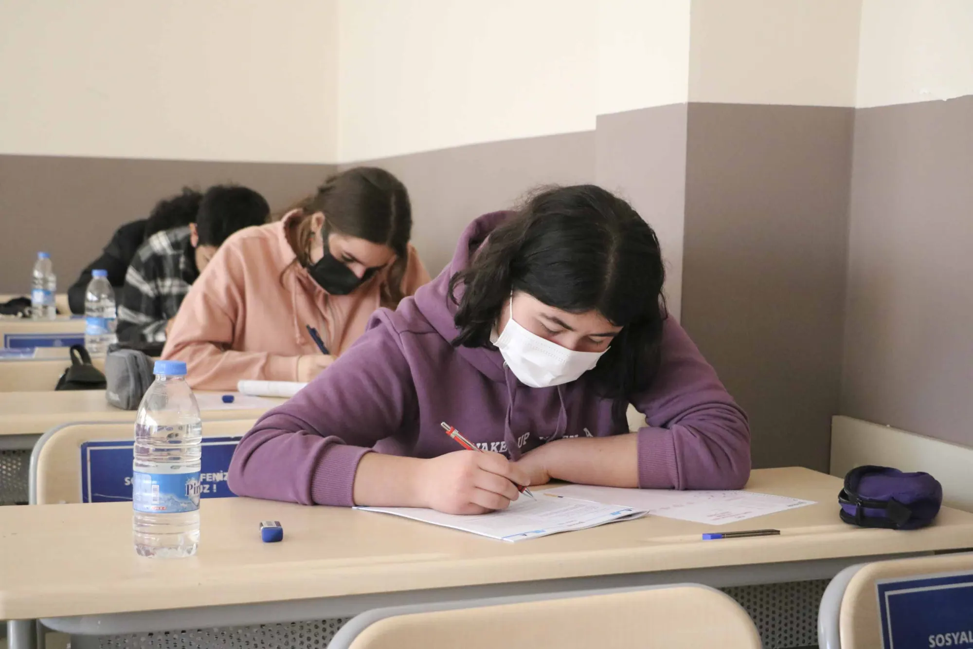AYDIN BÜYÜKŞEHİR BELEDİYESİ ÖĞRENCİLER İÇİN ÜCRETSİZ DENEME SINAVI DÜZENLEDİ