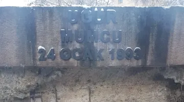 BAŞKAN ARAS`TAN UĞUR MUMCU`YU ANMA MESAJI
