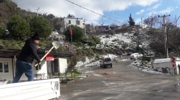 BELEDİYENİN KAR TEDBİRİ, BODRUM’DA MAĞDURİYETLERİ ÖNLEDİ