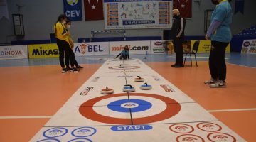 YILDIZLAR VE GENÇLER FLOOR CURLİNG HEYECANI BAŞLADI