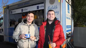 ÜNİVERSİTE ÖĞRENCİLERİNİN SABAH KAHVALTISI KUŞADASI BELEDİYESİ’NDEN