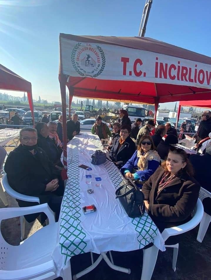 YIKILMADIM AYAKTAYIM