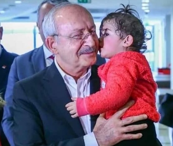 TÜRKÜLERLE  GELİYORUZ