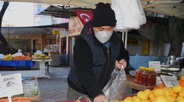 SAĞLIKLI GIDANIN ADRESİ: KUŞADASI YEREL ÜRETİCİ PAZARI