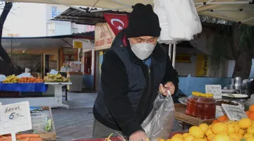 SAĞLIKLI GIDANIN ADRESİ: KUŞADASI YEREL ÜRETİCİ PAZARI