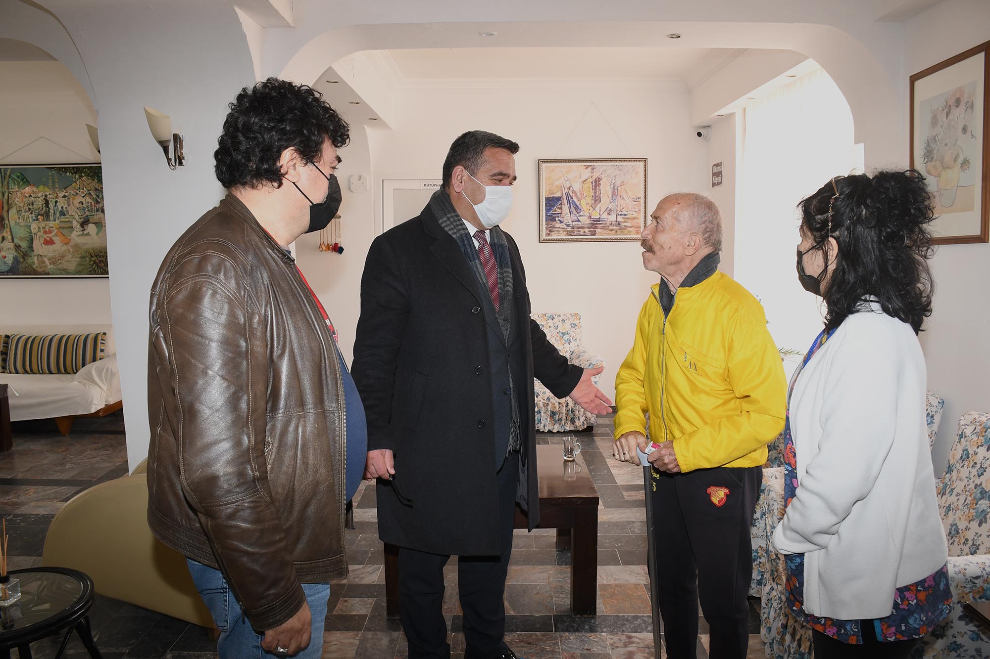 KUŞADASI BELEDİYESİ YÖNETİCİLERİNDEN ANLAMLI ZİYARET