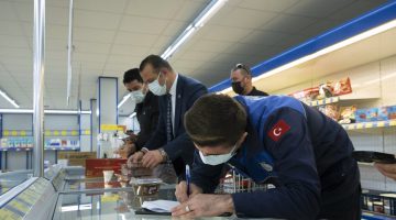 DİDİM’DE ZİNCİR MARKETLERDE DENETİMLER GERÇEKLEŞTİRİLİYOR