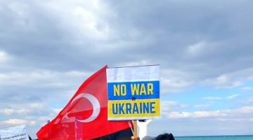 UKRAYNA  HALKI  AYAKTA