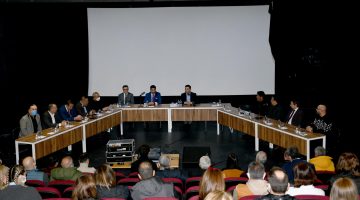 KUŞADASI BELEDİYESİ KONSERVATUVAR ÖĞRENCİLERİNİ MAĞDUR ETMEDİ