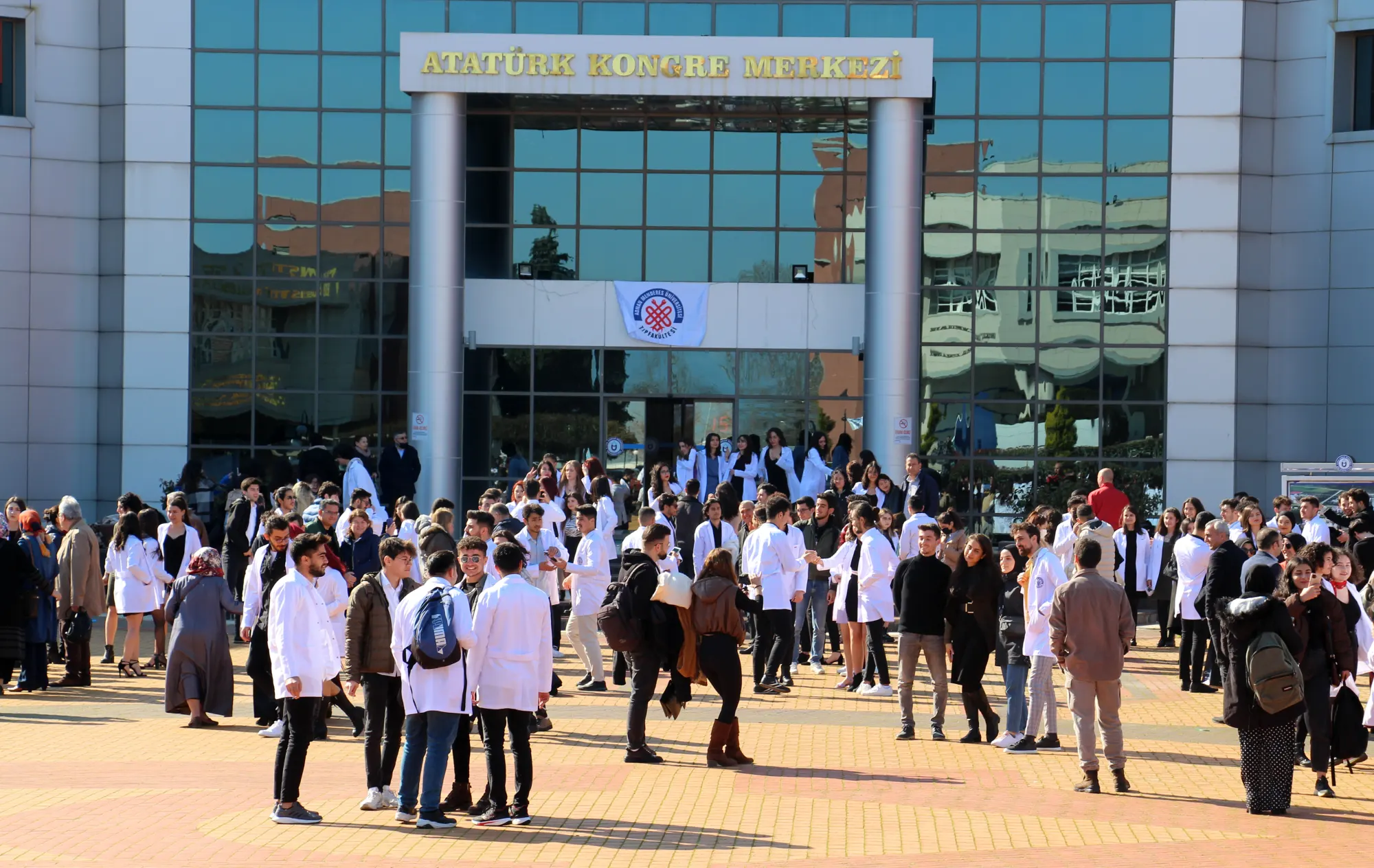 ADÜ’DE 14 Mart Tıp Bayramı;