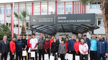 FİLLİKÇİOĞLU BAŞARILI SPORCULARI AĞIRLADI