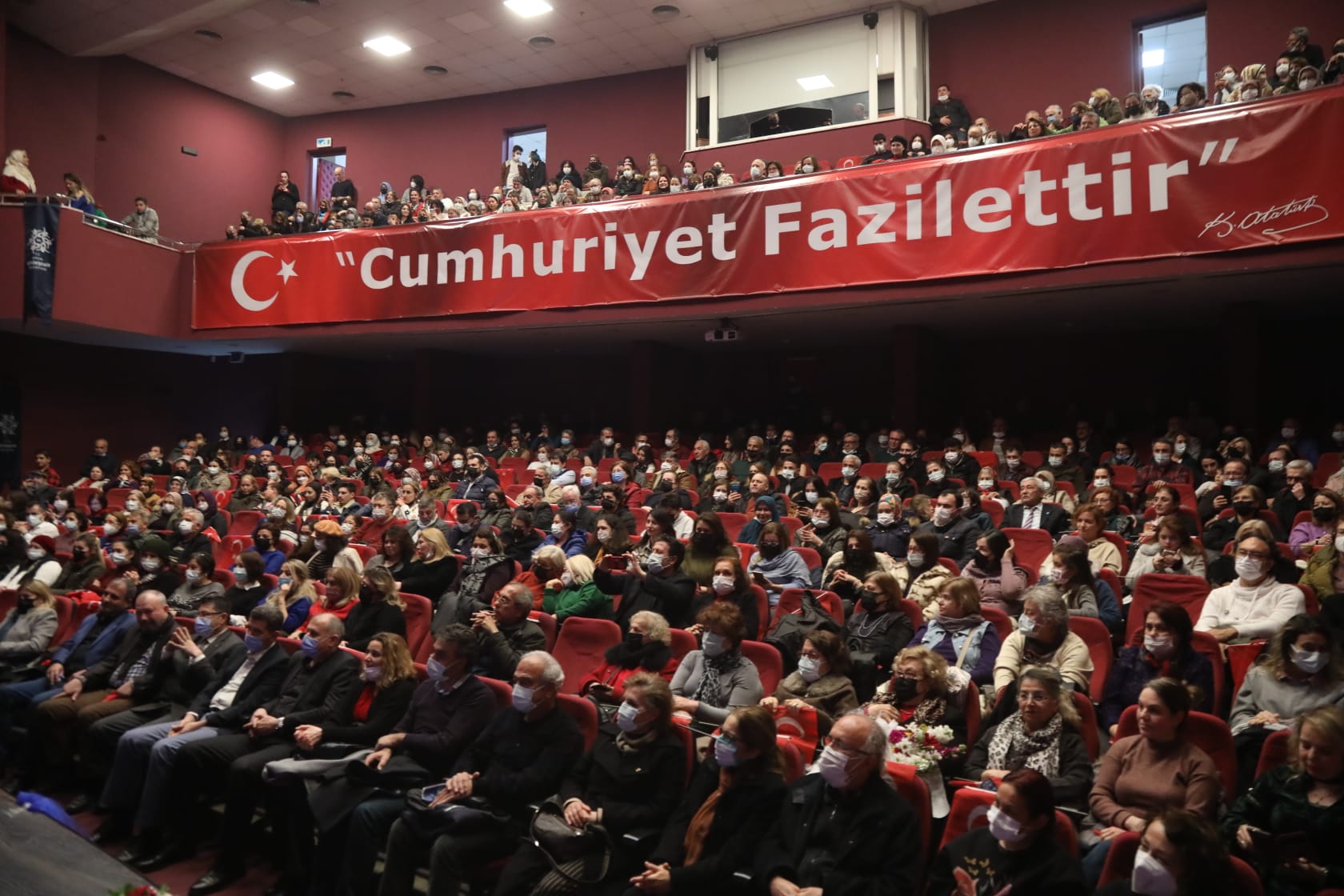 ABB KONSERVATUVARI’NDAN ZEKİ MÜREN’İ ANMA KONSERİ