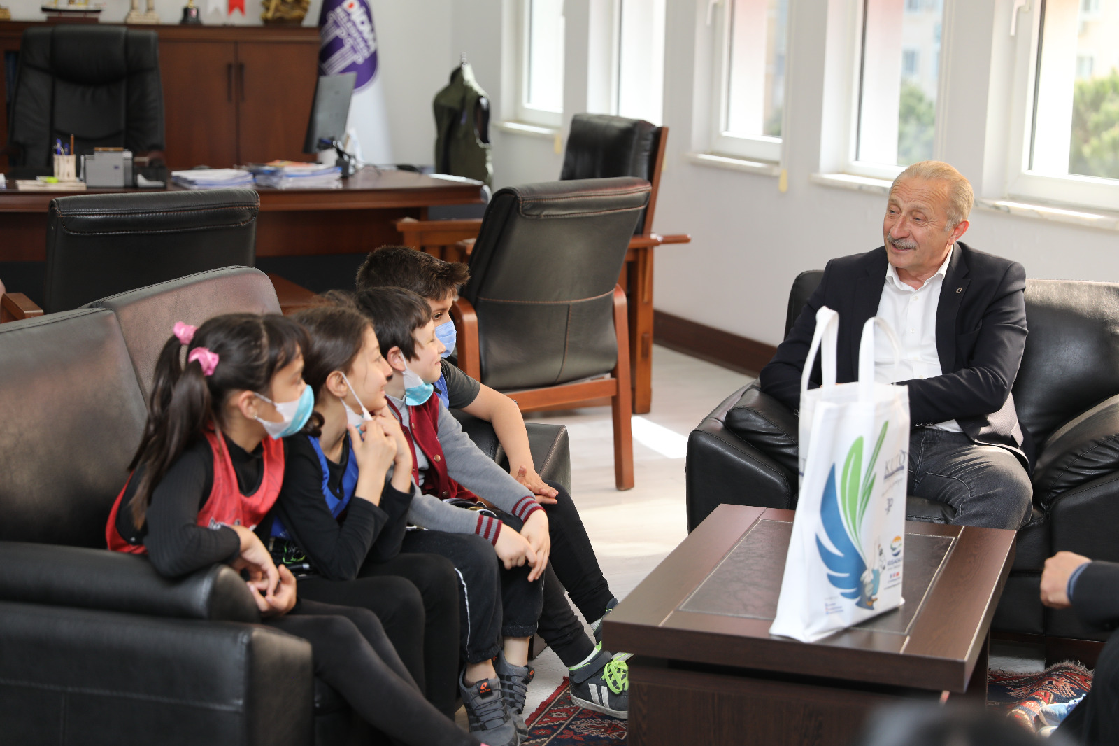 BAŞKAN ATABAY SPORA VE SPORCUYA