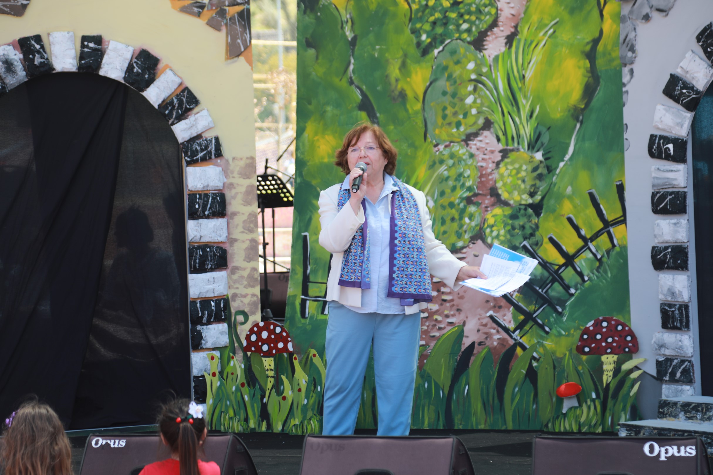 “ÇOCUK ŞENLİĞİ” UMURÇA PARKI’NDA COŞKU İLE KUTLANDI