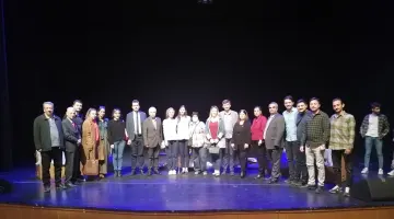 İYİ PARTİ GENÇLİĞİ “ŞATAFATLI  İFTARLARLA DEĞİL SAHNE TOZUYLA HALKLA BULUŞTU”