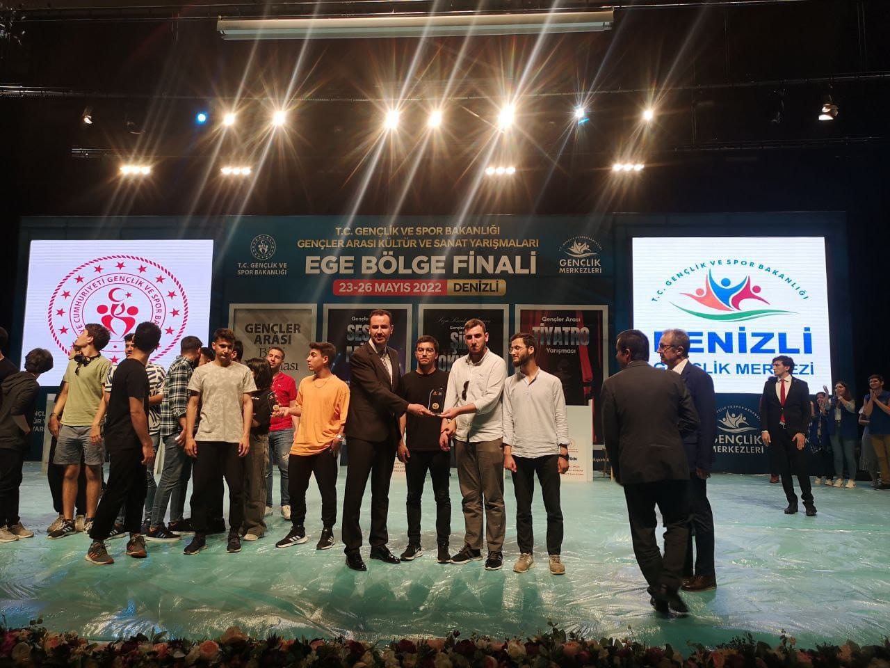 AYDIN GENÇLİK MERKEZİ FİNALDE