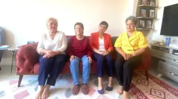İYİ  PARTİ ‘’CENNET ANNELERİN AYAKLARI ALTINDADIR’’