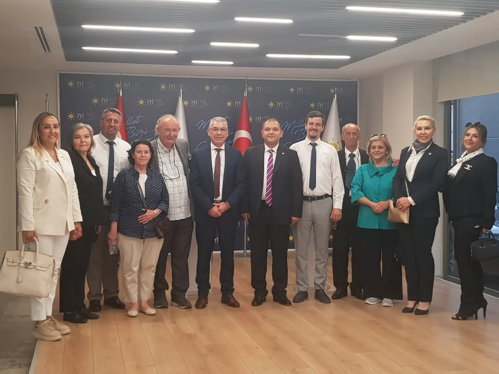 GÖÇMENLER DERNEĞİ ATA’NIN HUZURUNDA