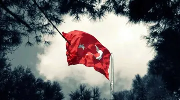 SİZ Mİ MİLLİYETÇİ VATANSEVERSİNİZ BİZ Mİ