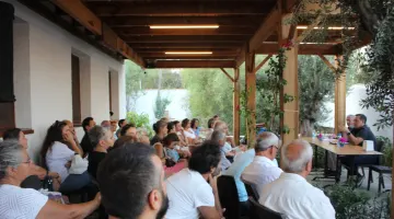 BODRUM BELEDİYESİ YAZAR VE GAZETECİLERİ HALKLA BULUŞTURUYOR