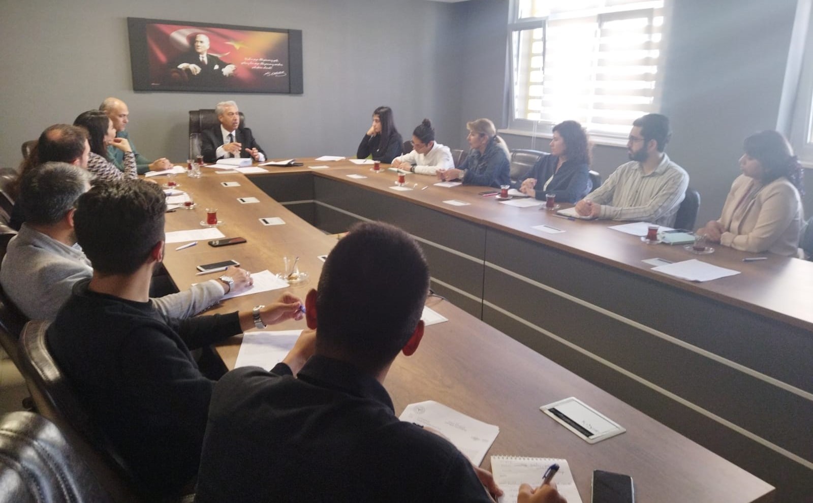 SENİN İÇİN BURADAYIZ