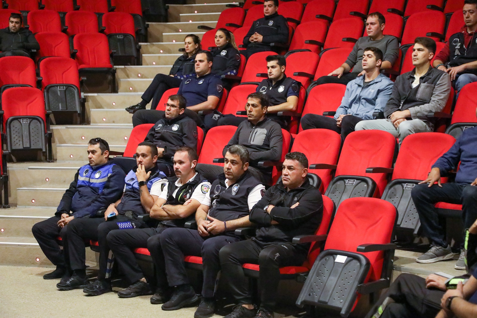 ZABITA EKİPLERİNE SÜRÜŞ EĞİTİMİ