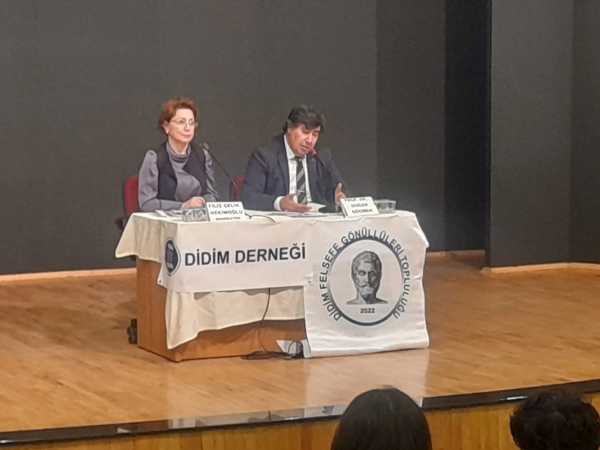 DİDİM  DERNEĞİ  VE  DİDİM FELSEFE GÖNÜLLÜLERİ TOPLULUĞU ” İNSAN  HAKLARI VE FELSEFE”