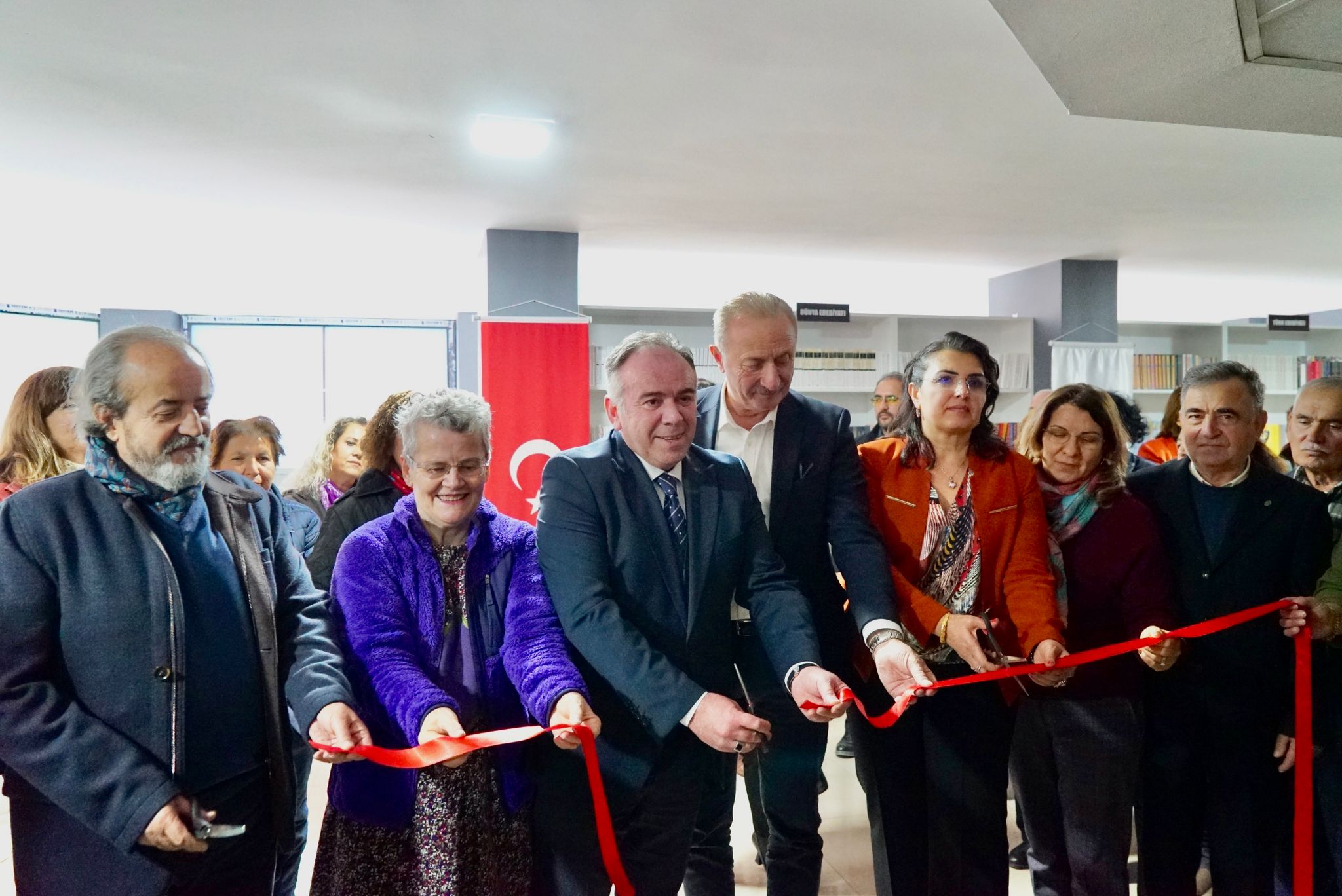 BAŞKAN ATABAY GELECEK NESİLLERE IŞIK TUTACAK AÇILIŞA KATILDI