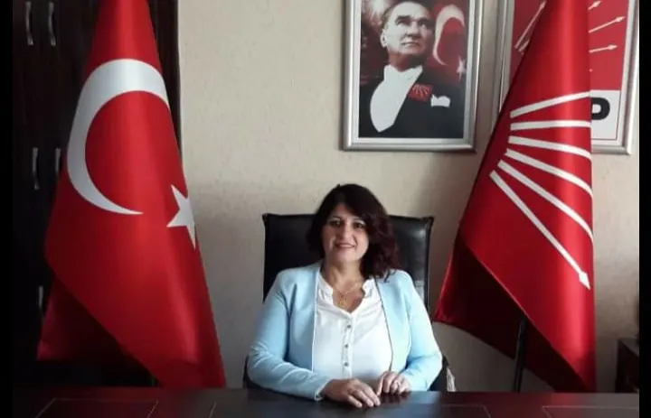 GÜLSEN  UYANIK GÜRLAY ” ÇOCUKLAR  GELECEĞİMİZDİR “