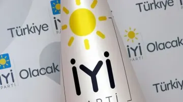 ALTILI MASA DAĞILDI MI YOKSA ÖYLE  GÖRMEMİZİ Mİ İSTİYORLAR