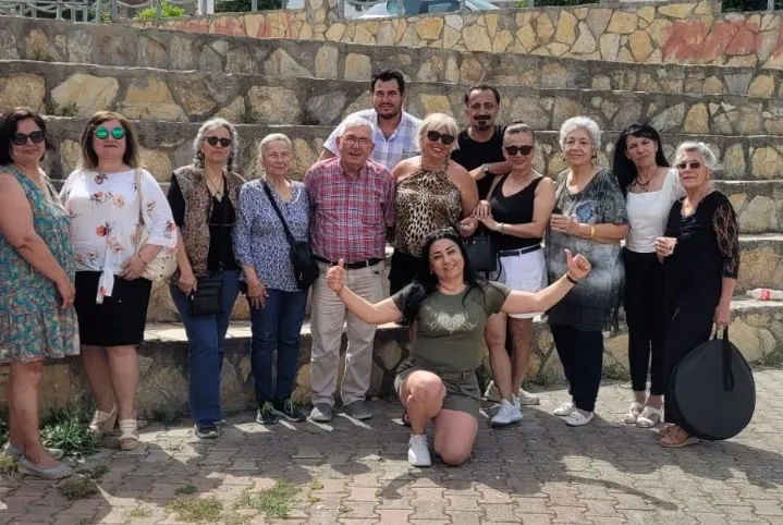 ŞİİR  TADINDA ANNELER GÜNÜ
