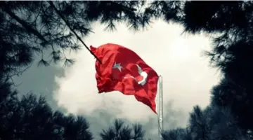 SİZ  Mİ VATANSEVERSİNİZ  BİZ Mİ ?
