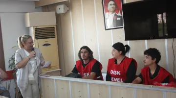 GÜÇLÜ  KADINLAR GÜÇLÜ 1 MAYIS