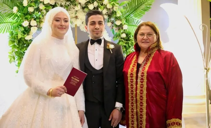 HATİCE BAŞKAN İLK NİKAHINI KIYDI