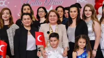 DİDİM’DE DENİZ YILDIZLARI KREŞ ÖĞRENCİLERİ 23 NİSAN’I KUTLADI