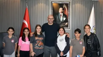 ÖĞRENCİLERDEN BAŞKAN  ZENCİRCİ’YE  SUPRİZ