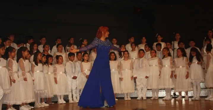 BU KORO BAŞKA KORO !     DİDYMA ÇOKSESLİ ÇOCUK KOROSU BÜYÜLEDİ
