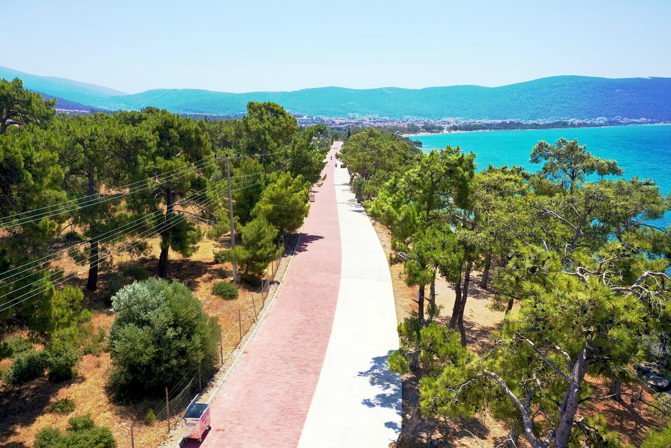 AKBÜK’TE BİSİKLET VE YÜRÜYÜŞ YOLU’NUN ÇALIŞMALARI TAMAMLANDI