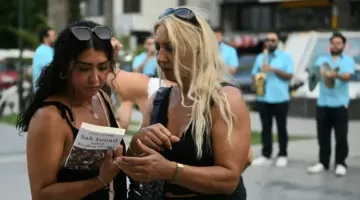 KUŞADASI’NDA YAZARLAR ŞENLİĞİ  BAŞLADI