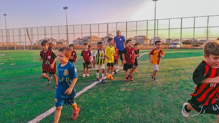 AYDIN GENÇLİK VE SPOR İL MÜDÜRLÜĞÜ YAZ SPOR OKULLARI VE ENGELSİZ SPOR OKULLARI EĞİTİMLERİ TAMAMLANDI