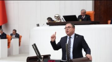 CHP’Lİ EVRİM KARAKOZ’DAN ATÇALI ÜRETİCİLER İÇİN ÇAĞRI:  “İYİ GÜNDE DESTEK DEĞİLSİNİZ BARİ KÖTÜ GÜNDE DESTEK OLUN”