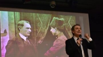 CHP ATATÜRK’ÜN AKILLI PEOJELERİ PANELİ BİR MİLLETİN VAROLUŞUNU ANLATTI