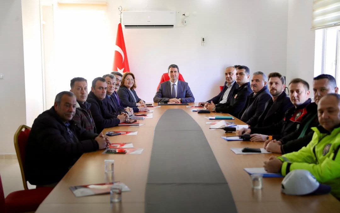 CAN KAZIM KURUCA BAŞKANLIĞINDA OKUL GÜVENLİĞİ TOPLANTISI YAPILDI